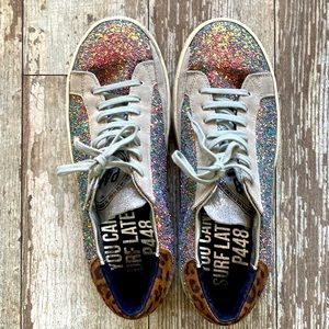 P448 sparkle sneaker